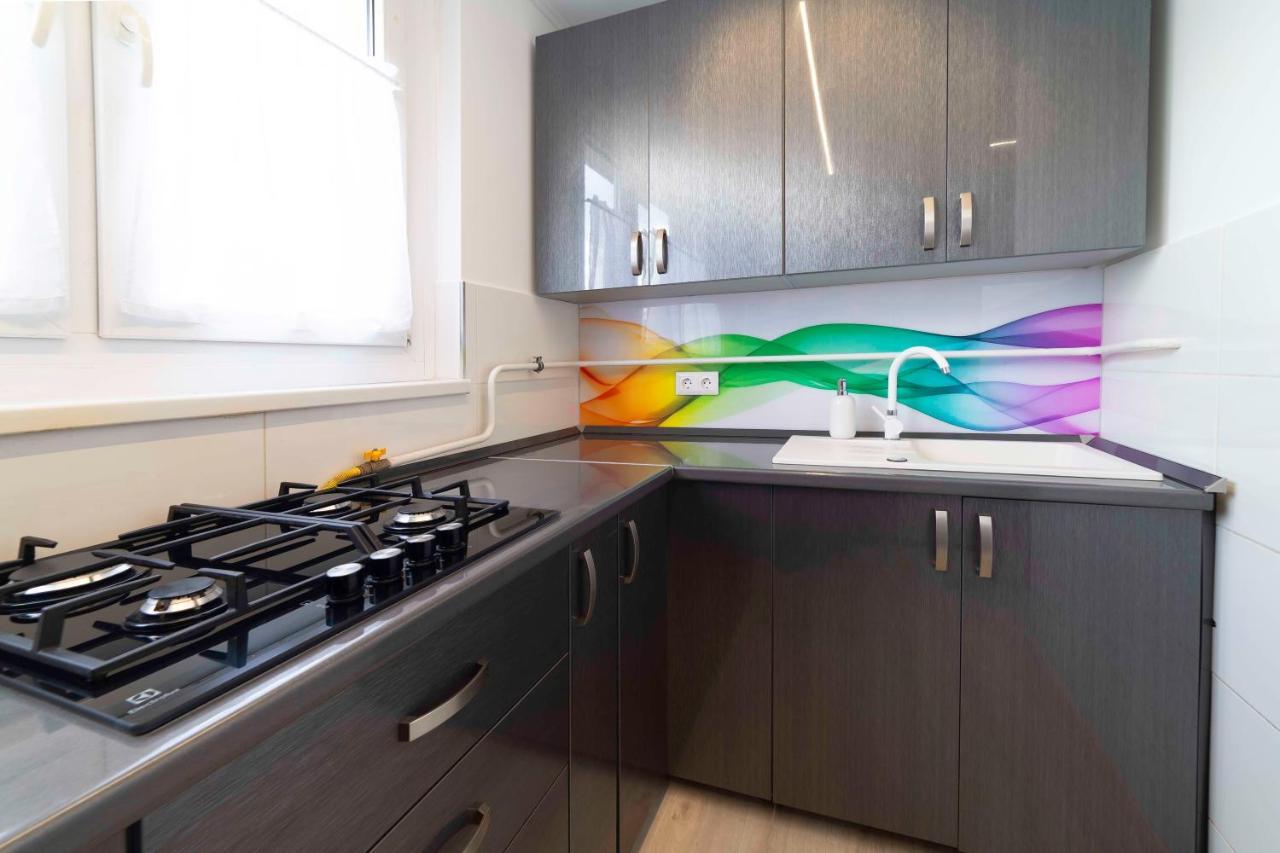 Comfort 66 - Real-Life 3-Room Family Stay With 4 Beds 米什科尔茨 外观 照片