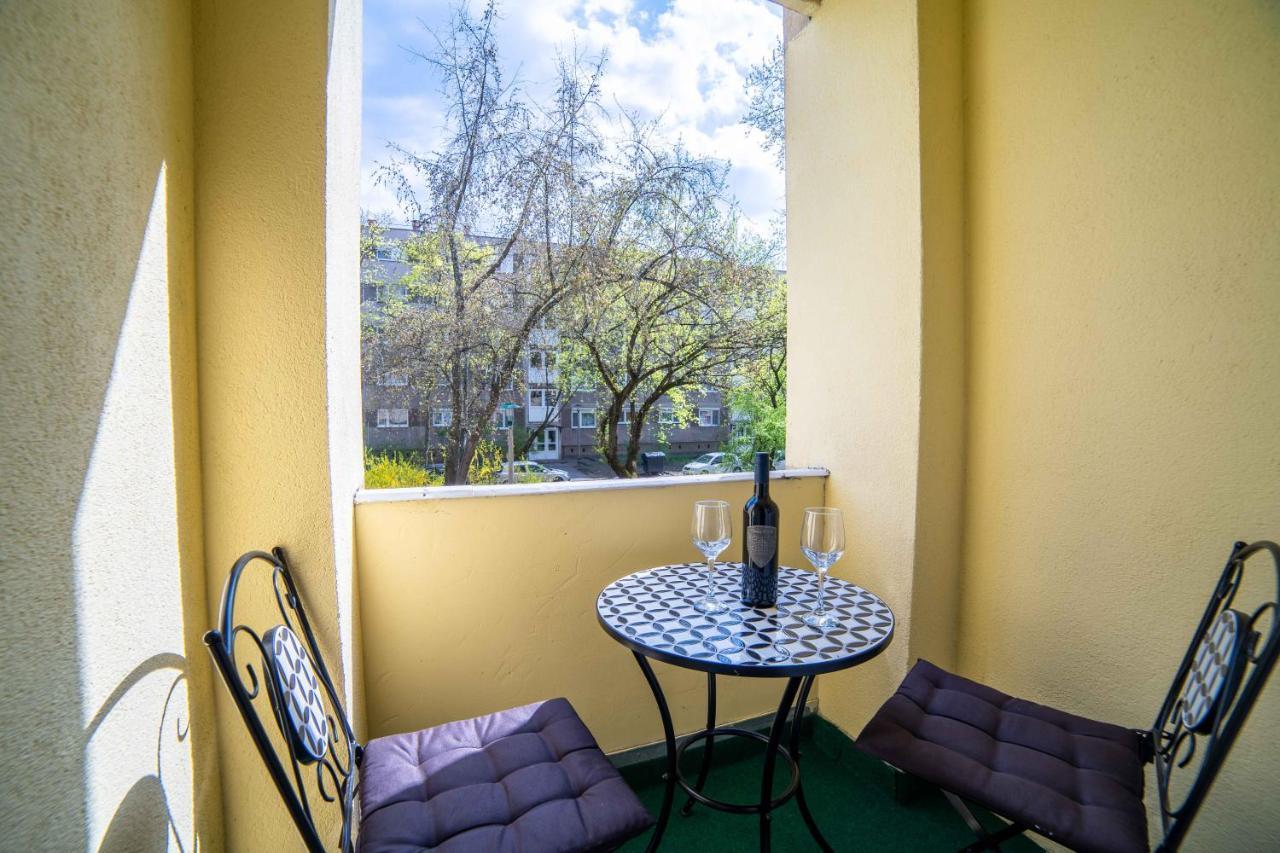 Comfort 66 - Real-Life 3-Room Family Stay With 4 Beds 米什科尔茨 外观 照片